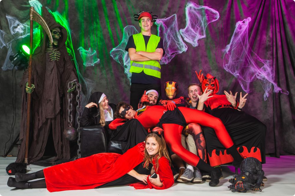 Halloweenkalaset - Studio