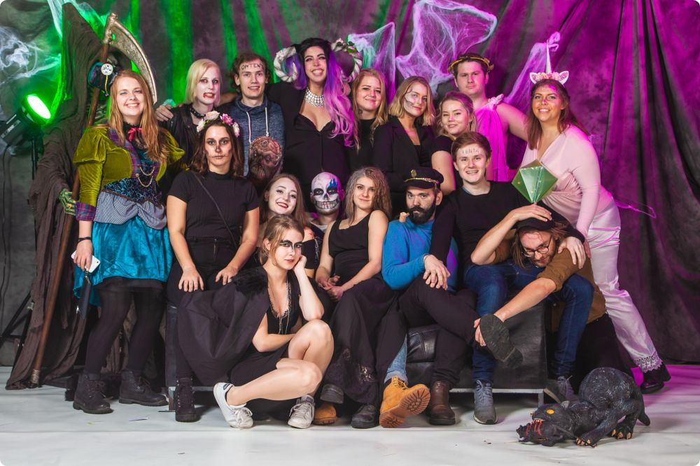 Halloweenkalaset - Studio