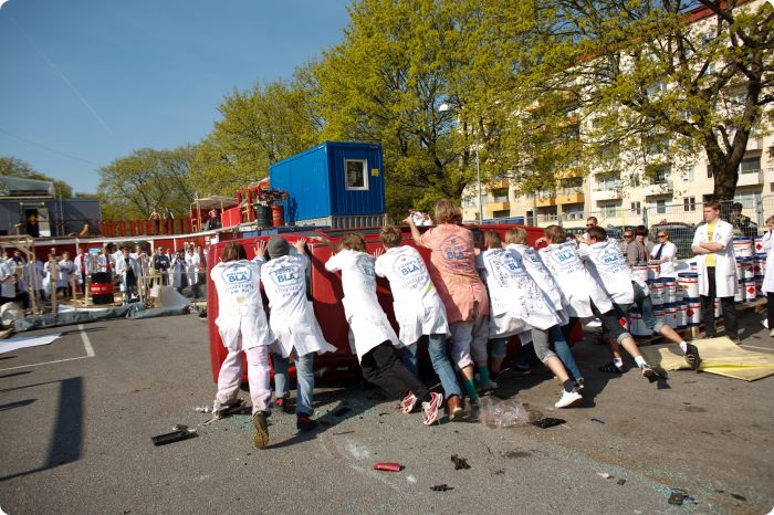 Cortègen: Byggdag 5