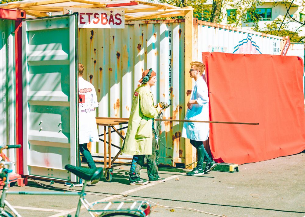Byggplatsen Dag 1
