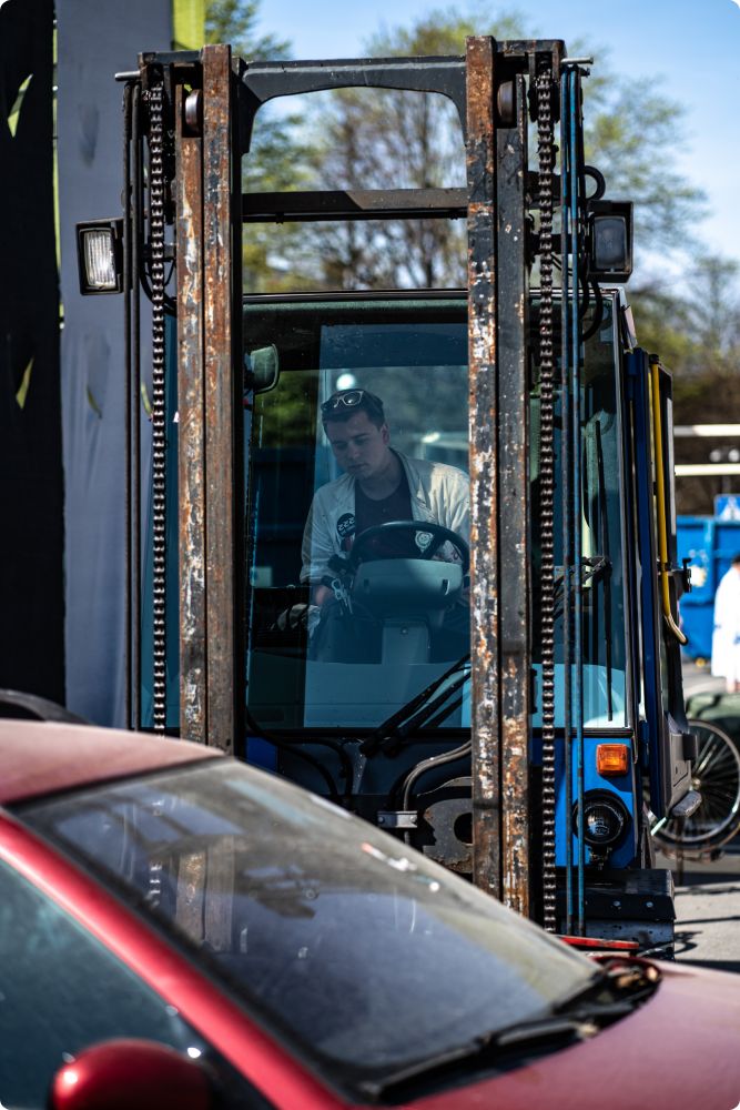 Byggplatsen Dag 2