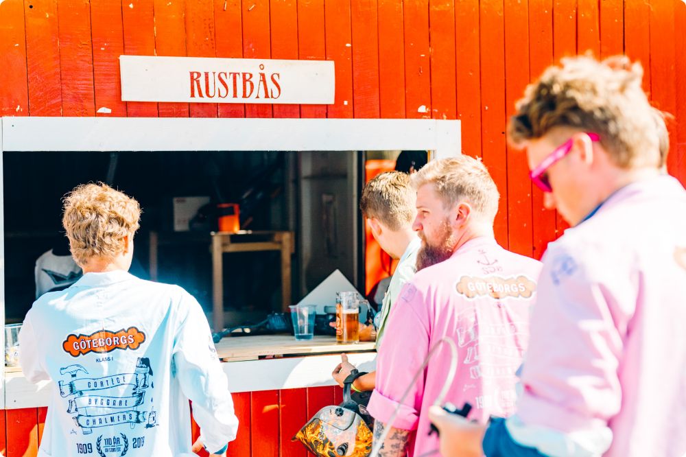 Byggplatsen Dag 2