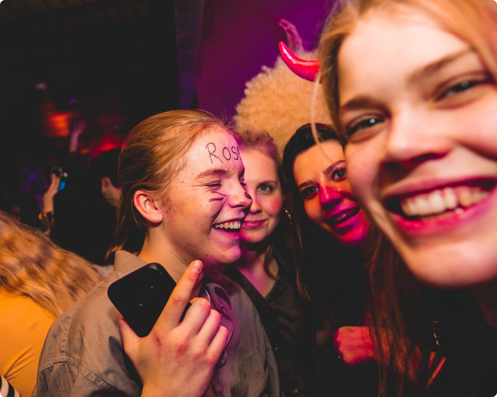 Halloweenkalaset