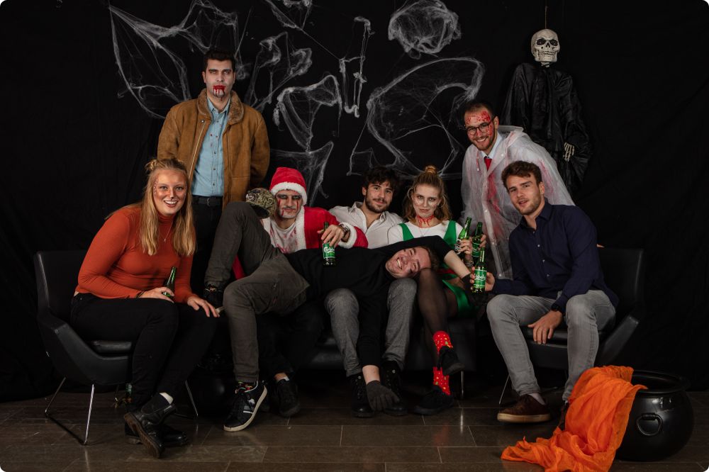 Studio Halloweenkalaset