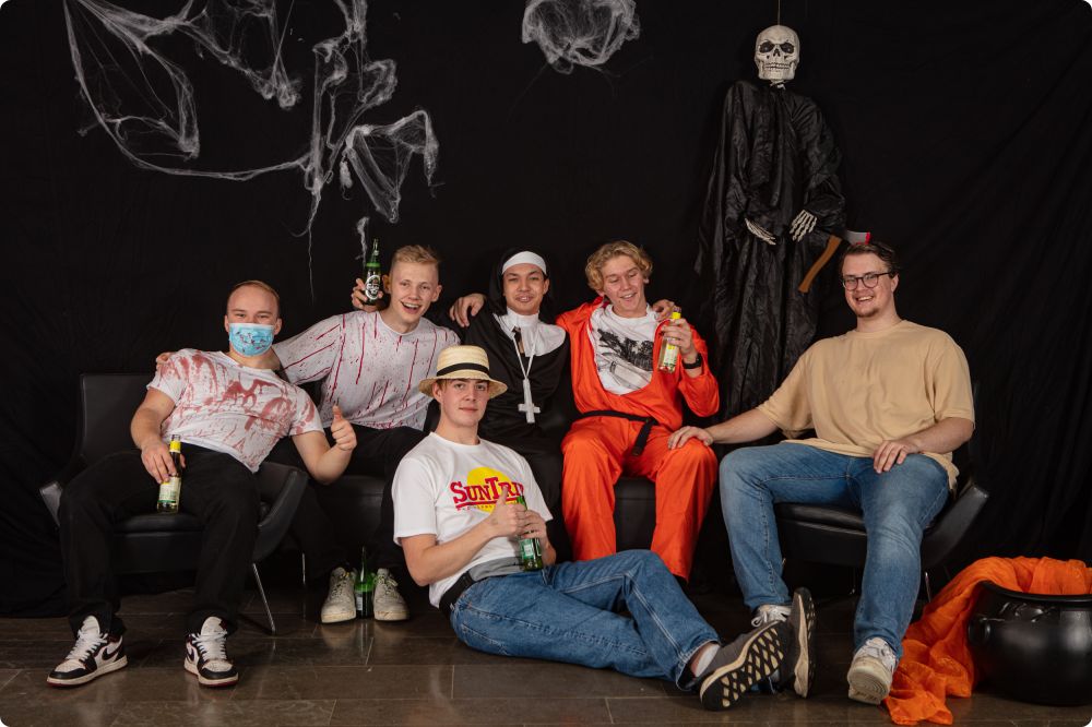 Studio Halloweenkalaset