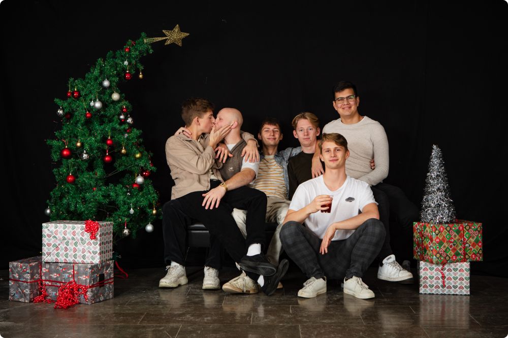 Studio Julkalaset