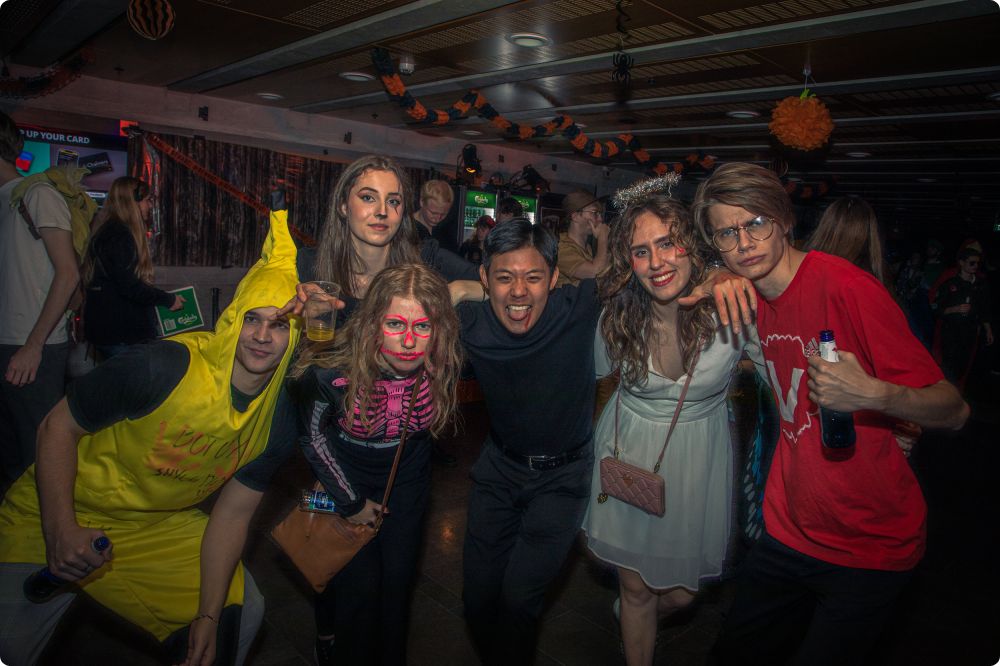 Halloweenkalaset