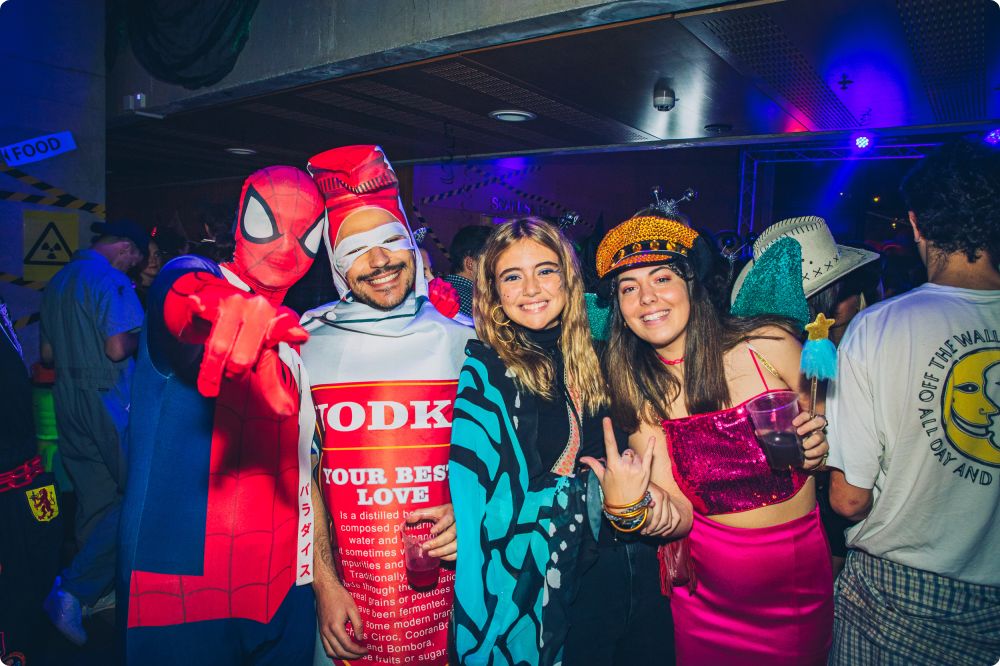 Halloweenkalaset