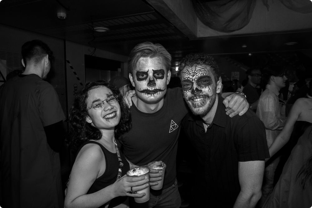 Halloweenkalaset