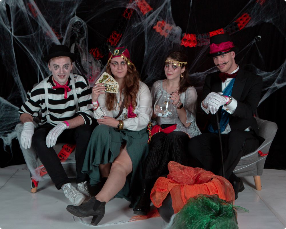 Studio Halloweenkalaset