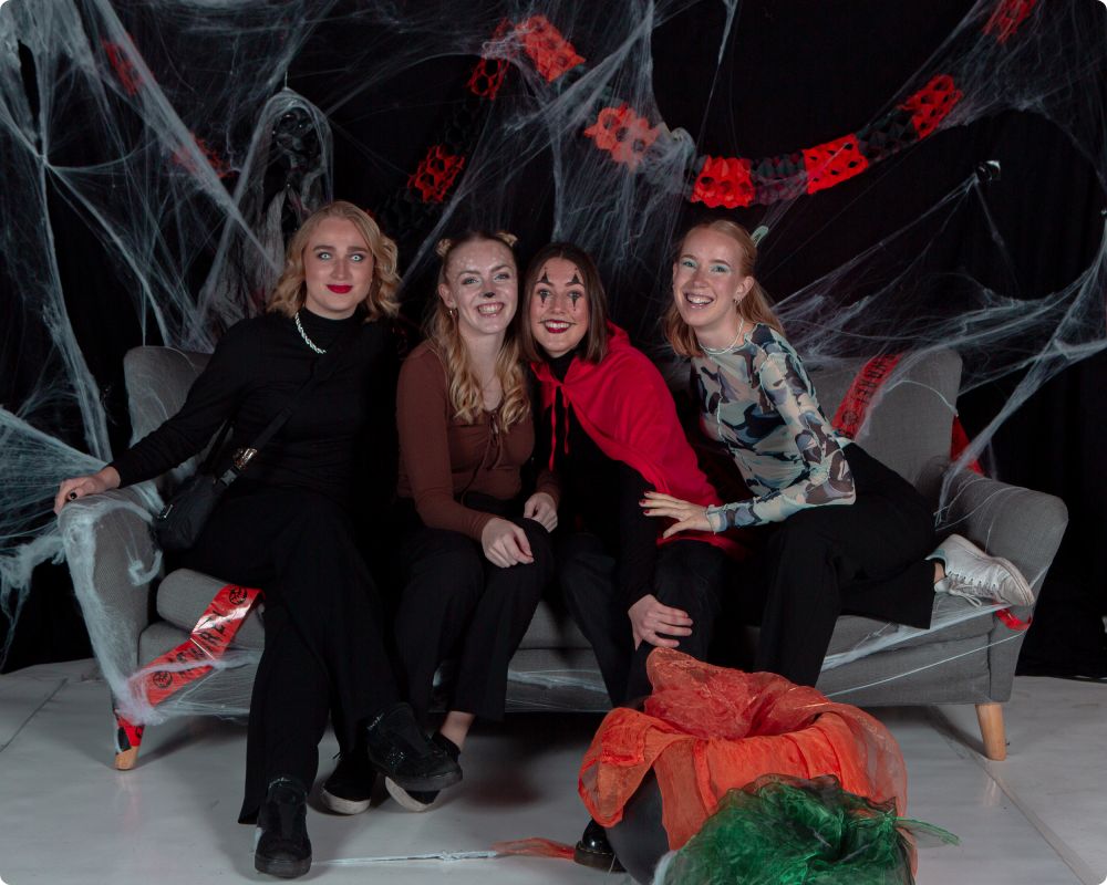 Studio Halloweenkalaset