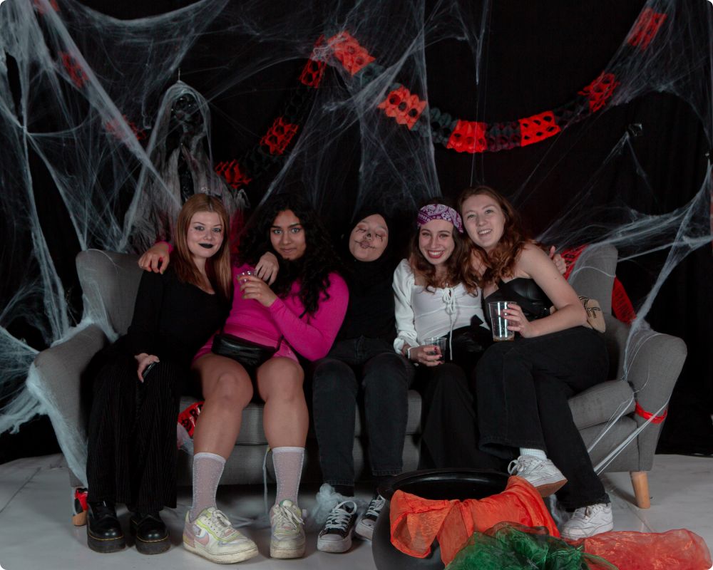 Studio Halloweenkalaset