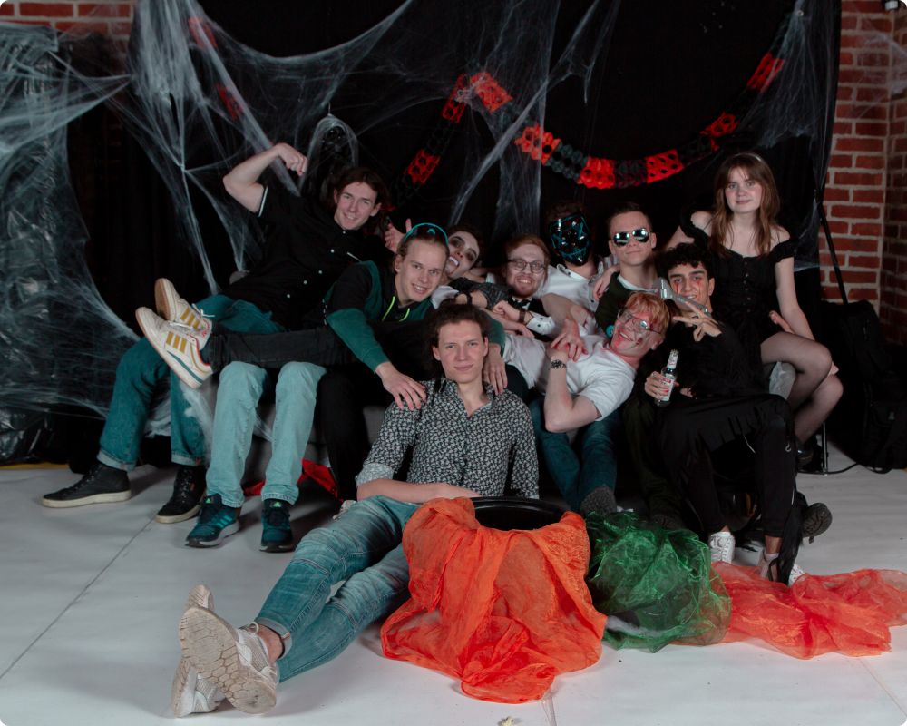 Studio Halloweenkalaset
