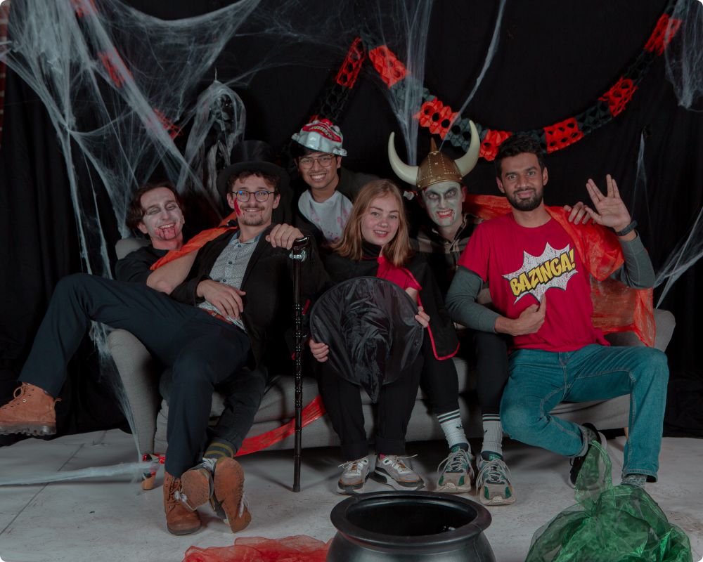 Studio Halloweenkalaset