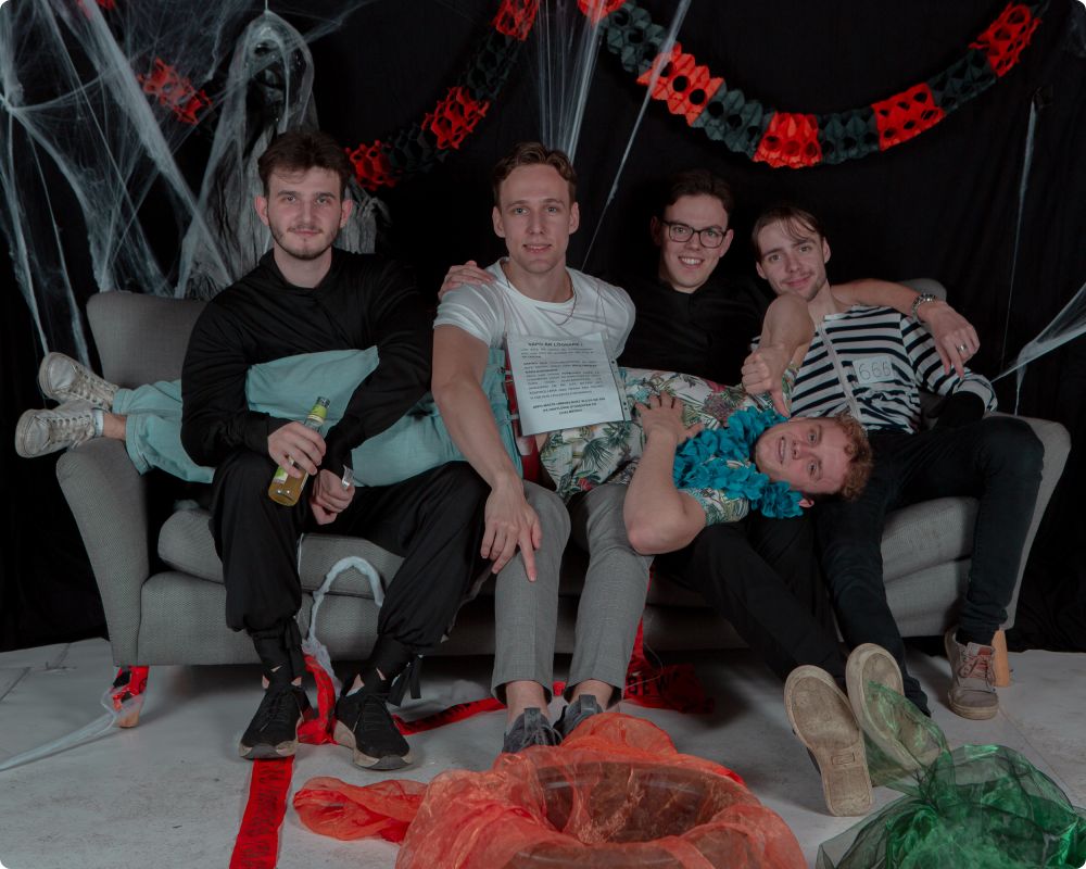 Studio Halloweenkalaset