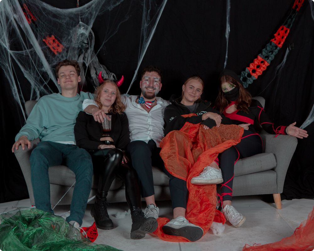 Studio Halloweenkalaset