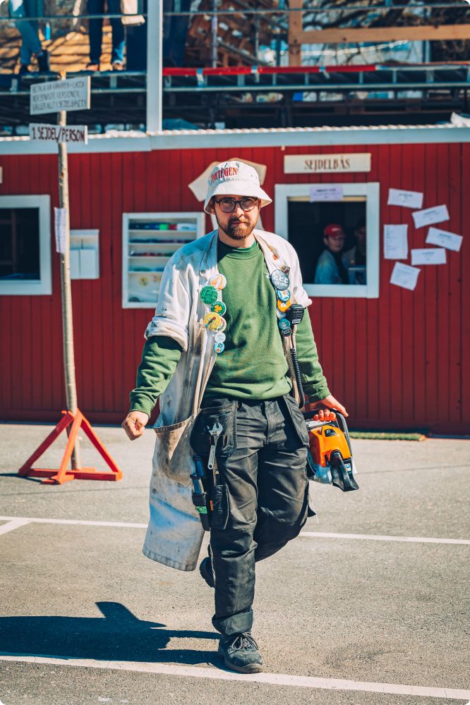 Byggplatsen Dag 1