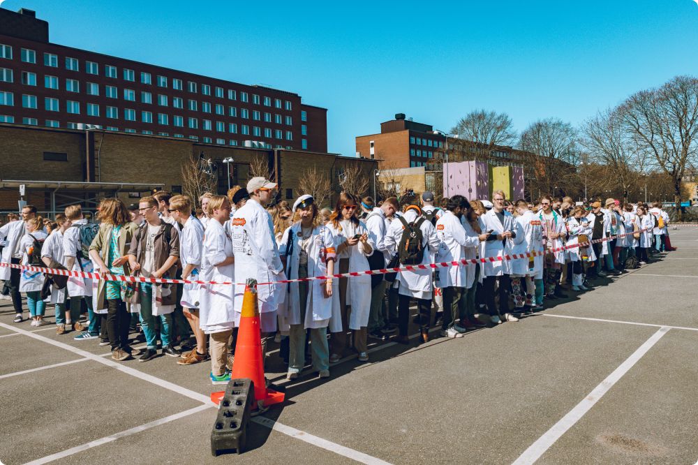Byggplatsen Dag 1
