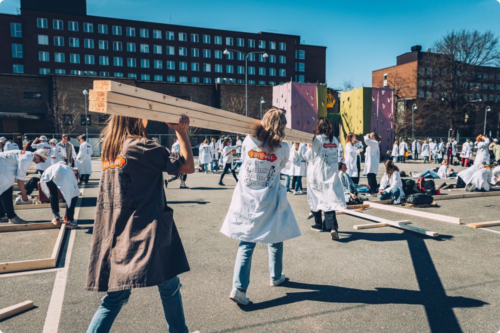 Byggplatsen Dag 1