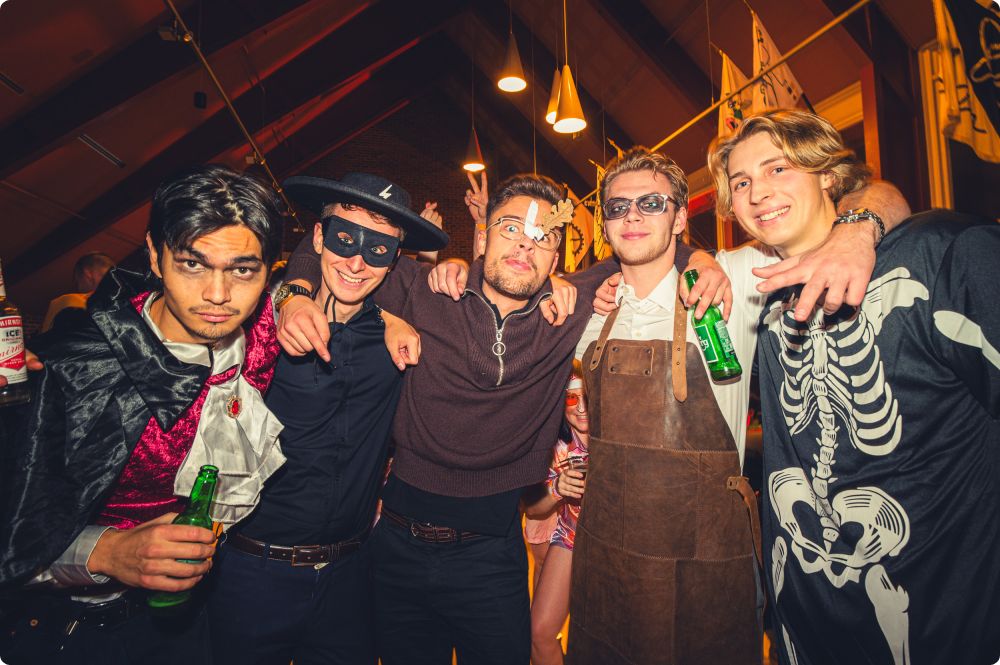Halloweenkalaset