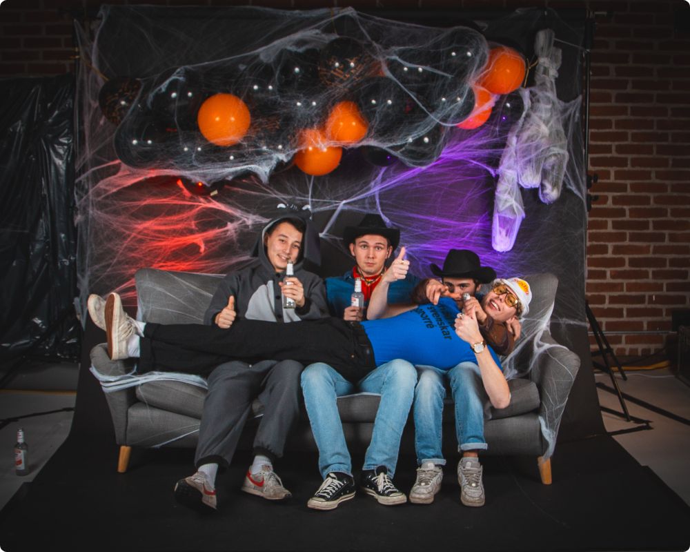 Studio Halloweenkalaset