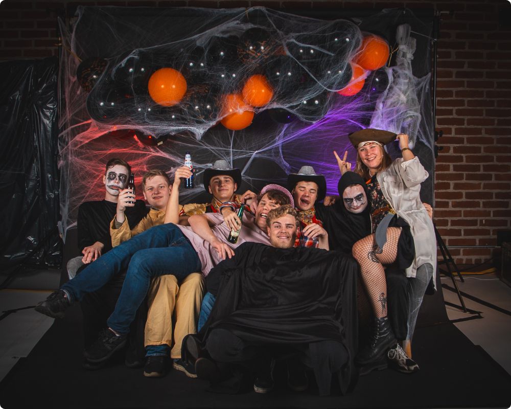 Studio Halloweenkalaset