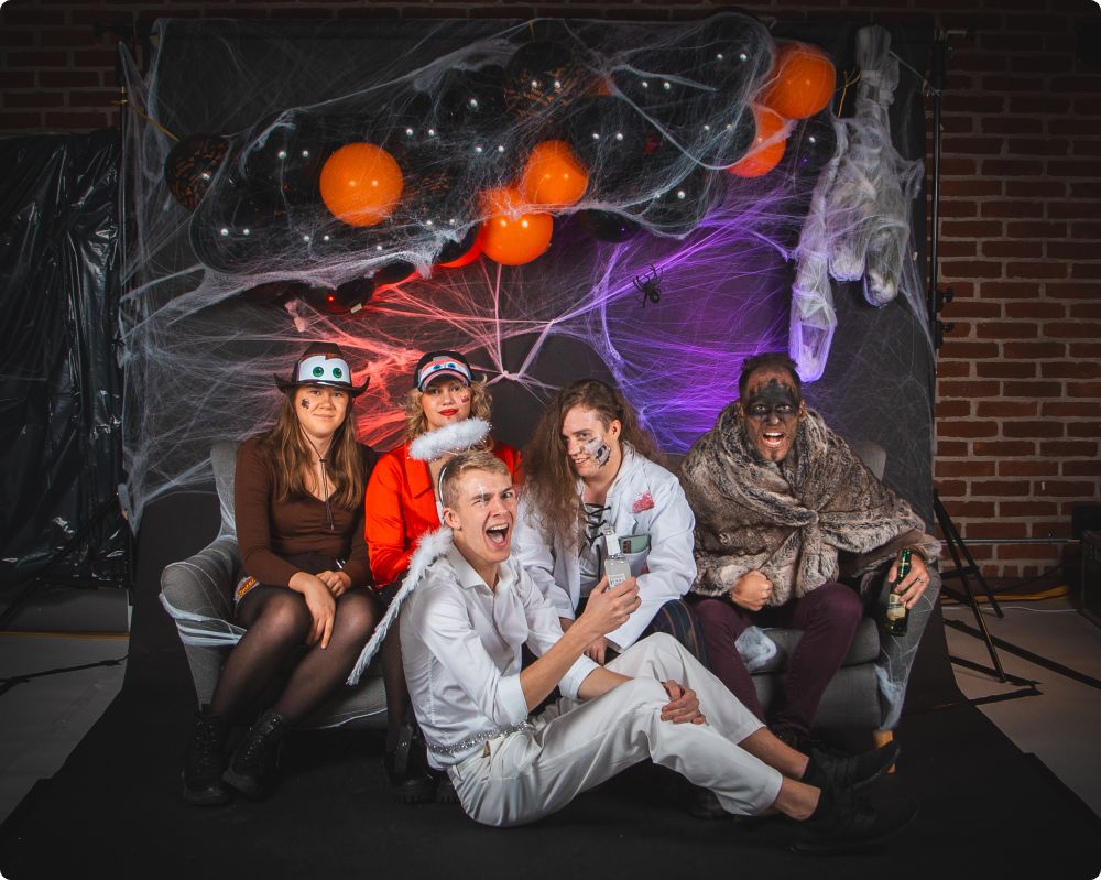 Studio Halloweenkalaset