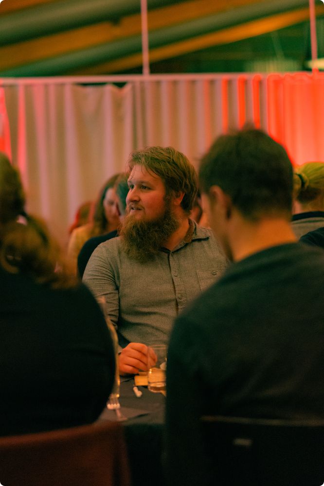 PU ost & vinprovning