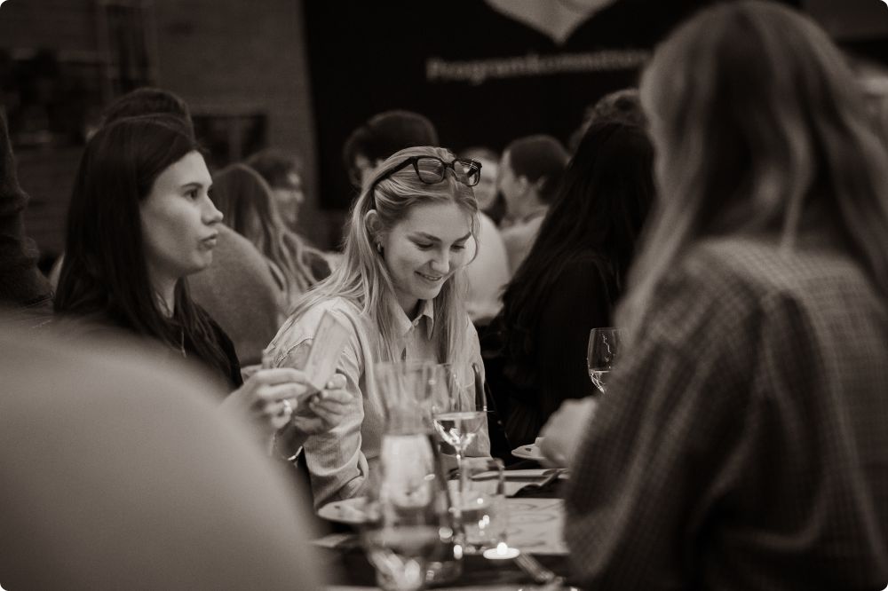 PU ost & vinprovning